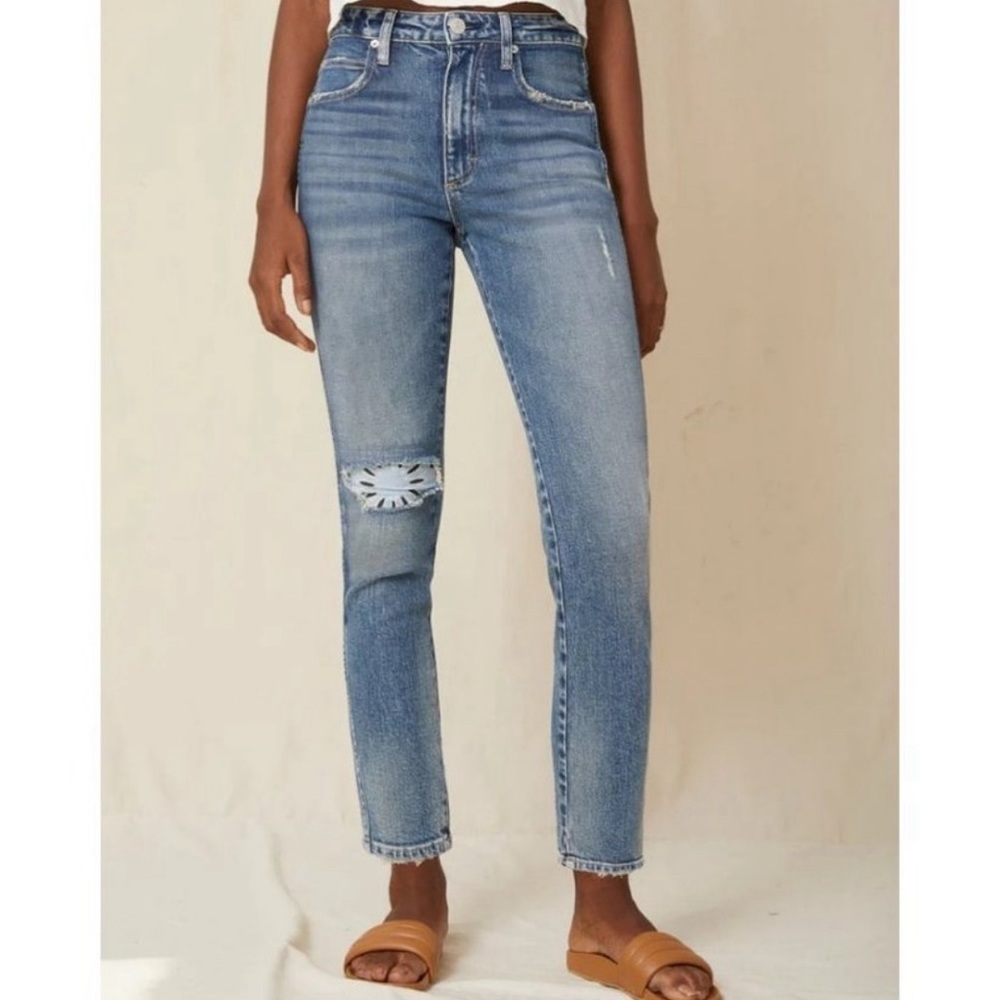 AMO “Chelsea Bandana Crop Jeans”. New with tags.